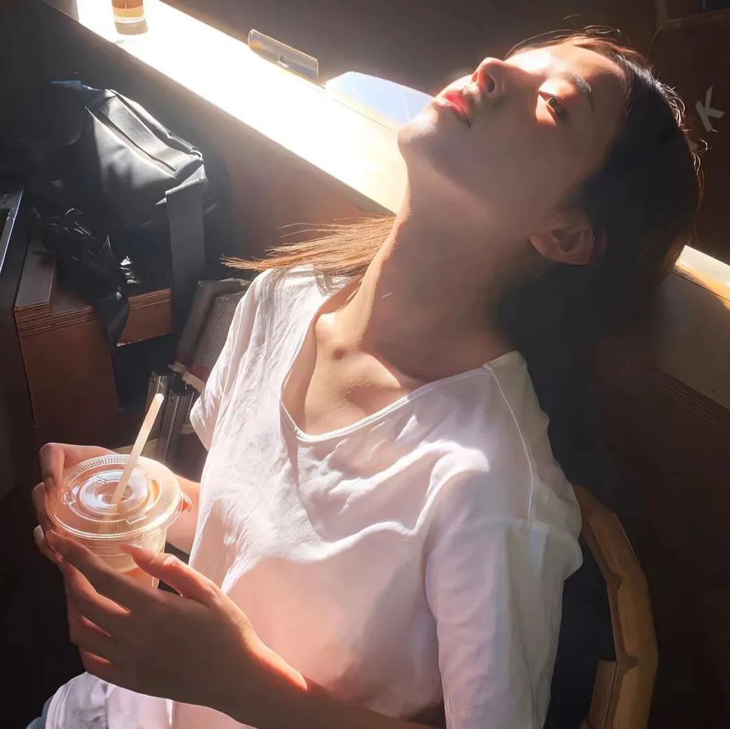言语如苏打般涌现